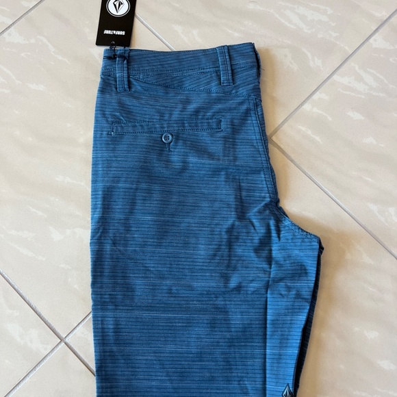 #2680 Volcom Surf & Turf Blue Smoke SNT FRICKIN MIX 21" size 31 - Picture 2 of 8